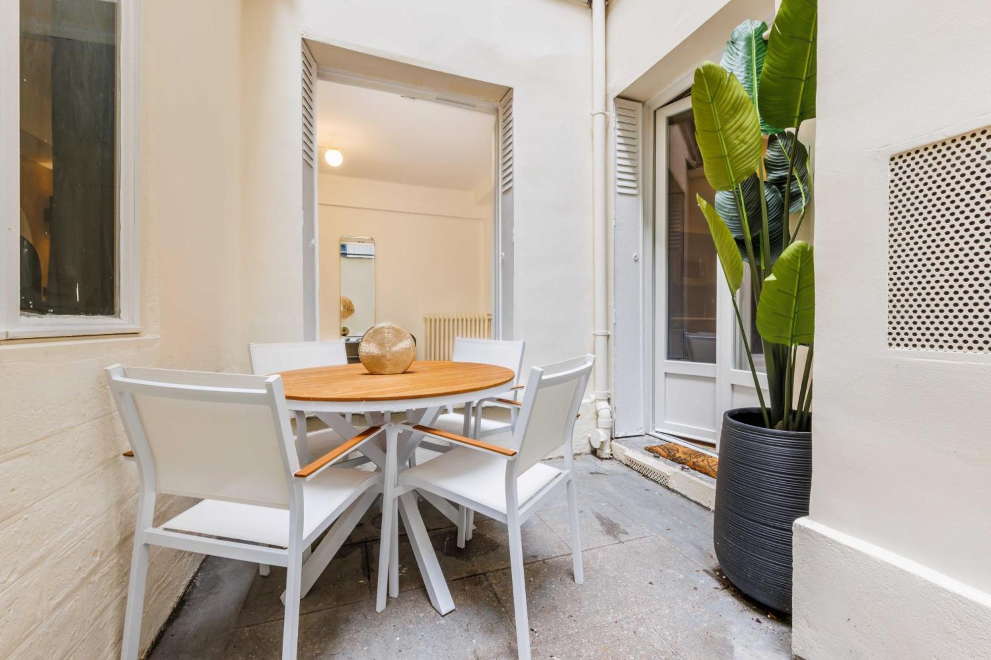 Appartement Superb With Patio 6p-2bdr - Opera Grands Boulevards Paris